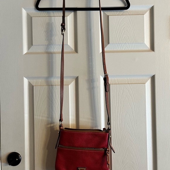 Dooney and Bourke Crossbody Purse Red - Picture 6 of 8